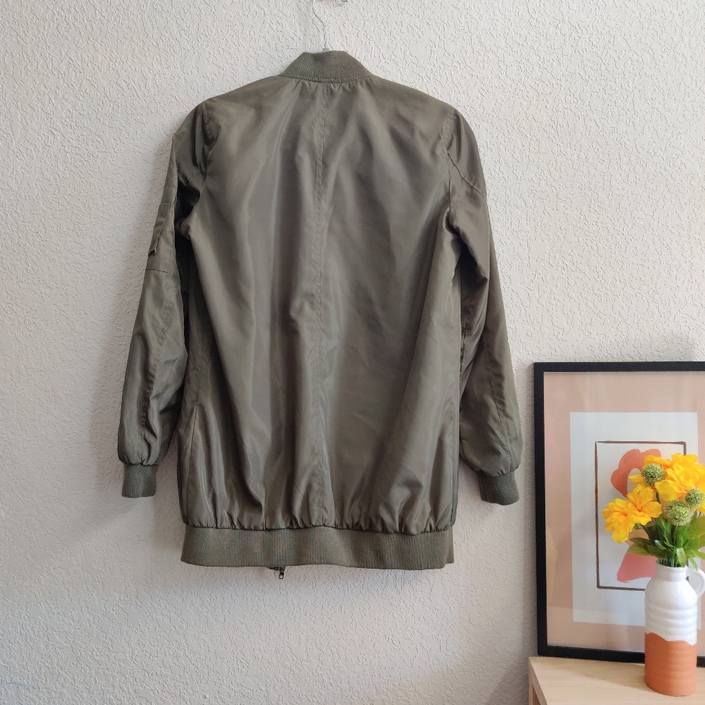 Bomber jacket - Picture 2 of 3